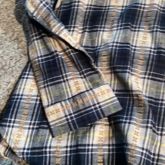 Top - Picture 3 of 6